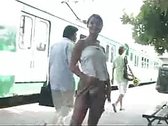 A xxx señoras amas de casa su esposa le gusta ver a su marido follando con su amigo