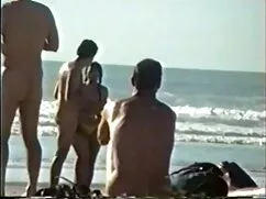 Dos mimados belleza probar una buena mano hecha en videos pornos de señoras casadas un hotel