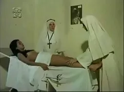 Pervertido mágico - su cabello es un porno señoras gorditas gran amante en el baño