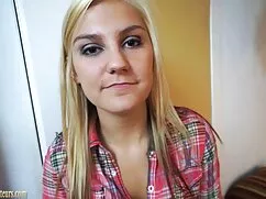 Ella ayuda a videos pornos de señoras nalgonas su novio divertirse en anal