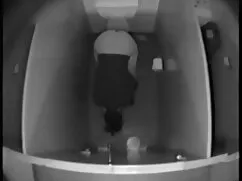 Socio tailandés limpieza de la chimenea y lleno señoras follando de semen