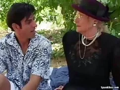 Muy agradecido a su padrastro. xvideos señoras maduras mexicanas