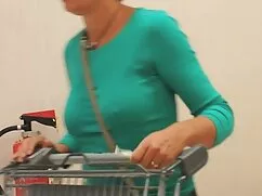 Mierda y mierda en el taller con el olor motorista ver videos xxx de señoras